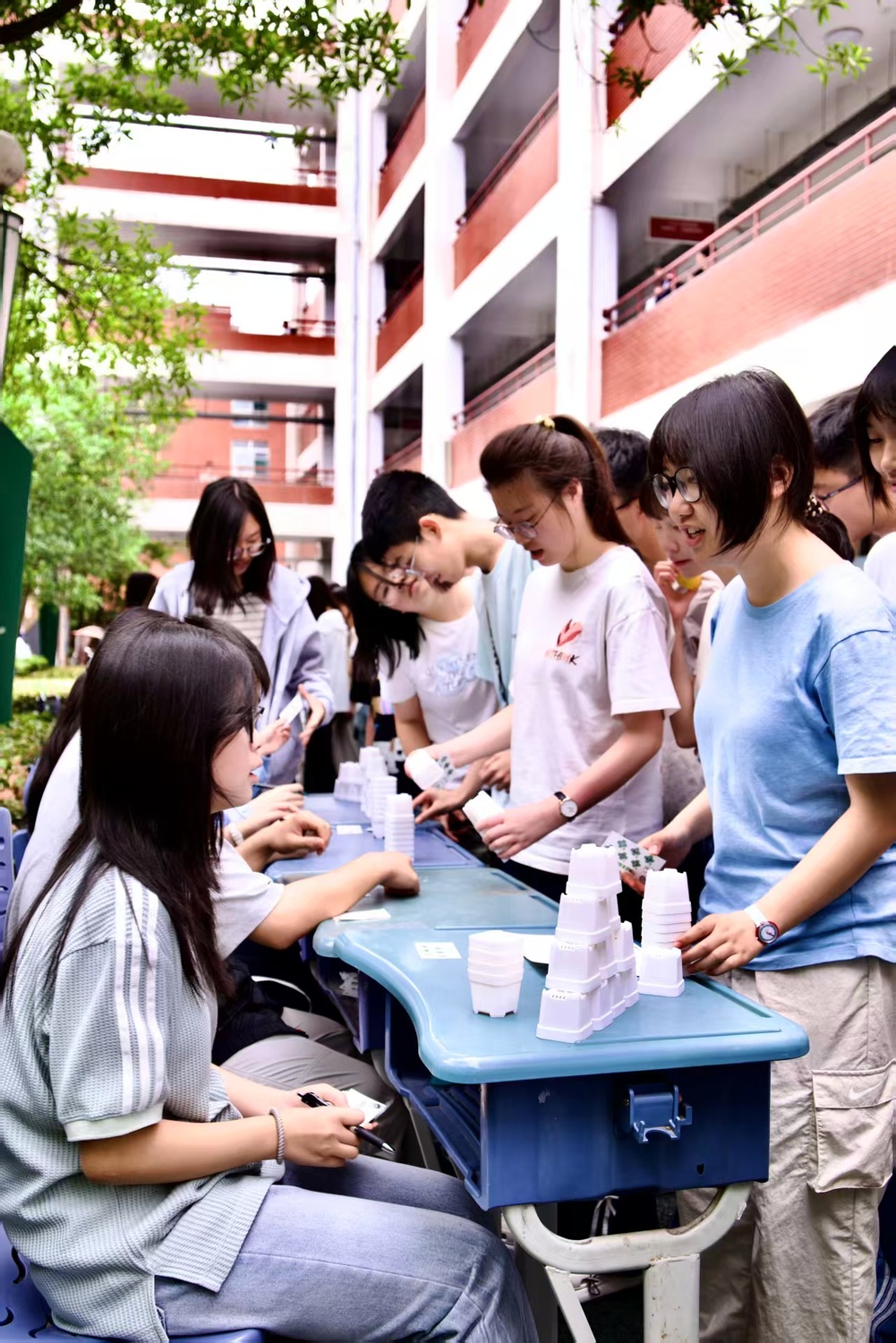 ef77a5be63d9db0028f5246290f395ae.jpg