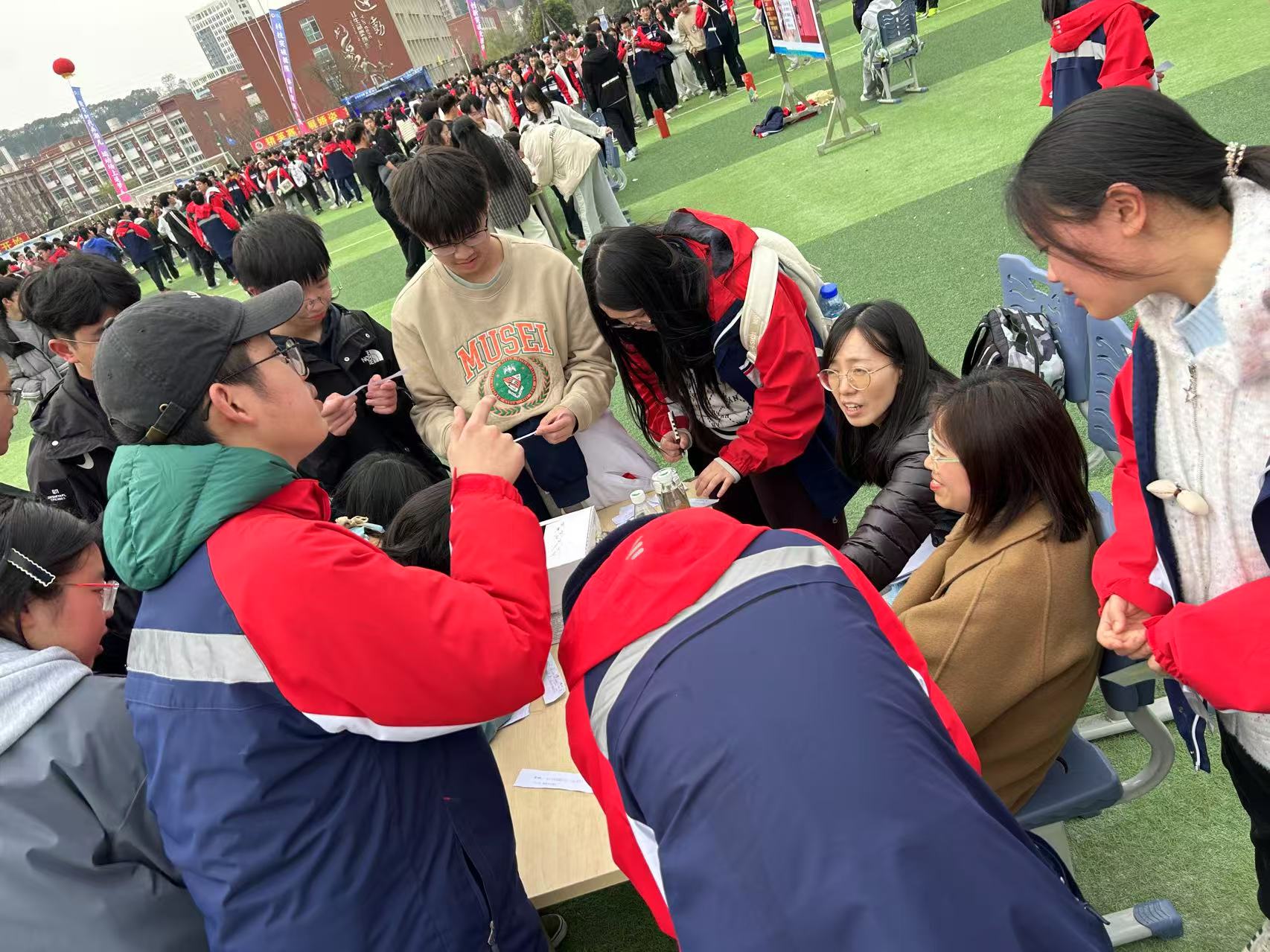 科技3.jpg